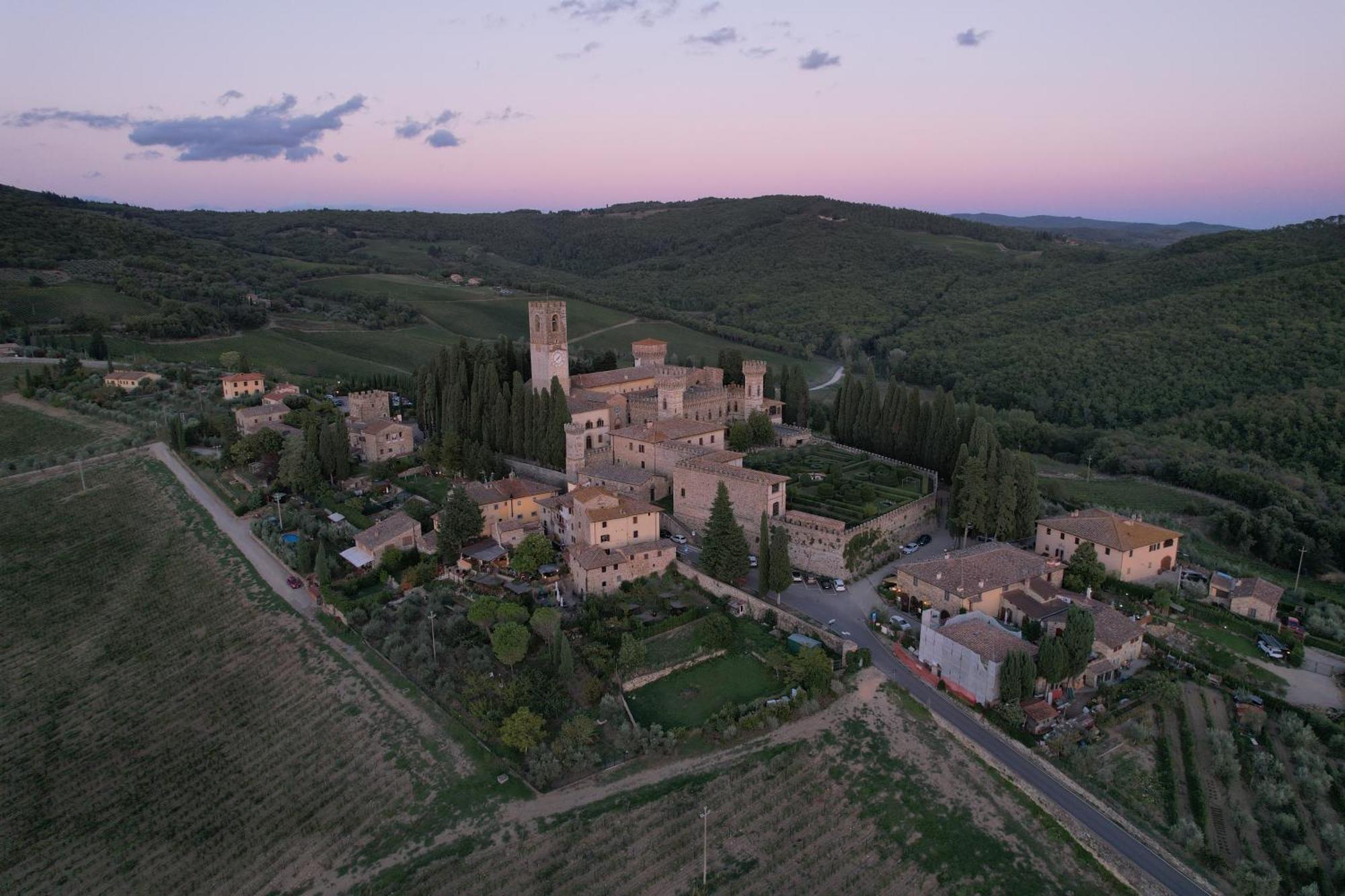 Badia A Passigano Casa Del Viandante Romea Del Chianti - Badia A Passignano 아파트 외부 사진
